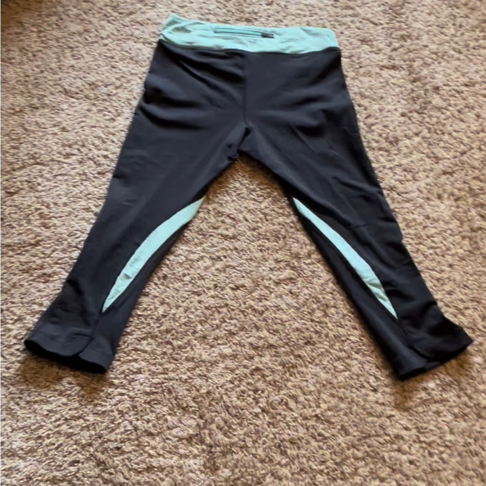 Pearl Izumi running capris